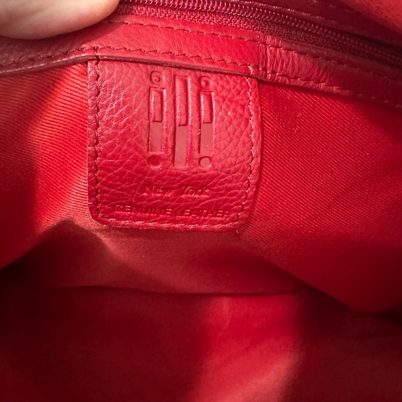 ili New York Genuine Leather Shoulder Tote Handbag Laptop Bag in Red EUC - Picture 10 of 12
